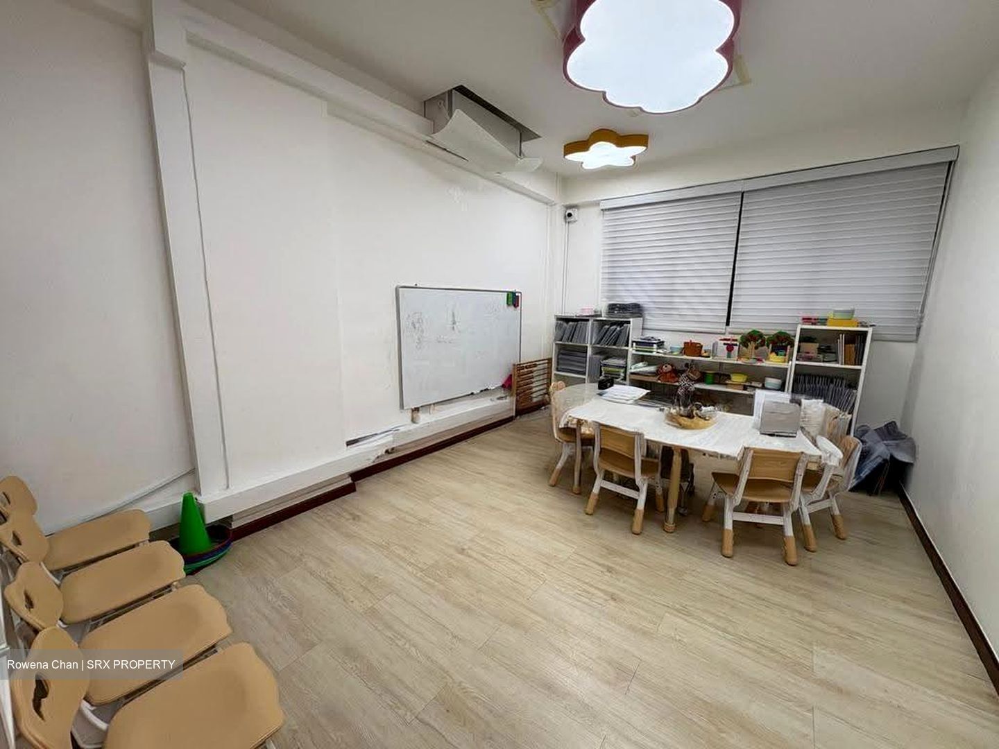 Hougang Street 21 (D19), Shop House #632379801
